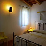 La Corte Degli Ulivi - Rurale 3*