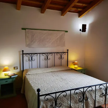 Hotell La Corte Degli Ulivi - Rurale 3*