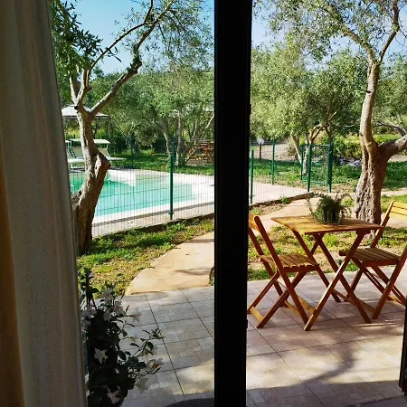 La Corte Degli Ulivi - Rurale Hotel Tresnuraghes
