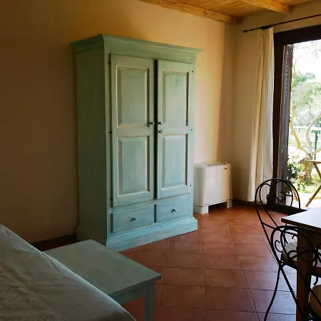 Hotel La Corte Degli Ulivi - Rurale Tresnuraghes