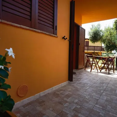 La Corte Degli Ulivi - Rurale Hotel Tresnuraghes