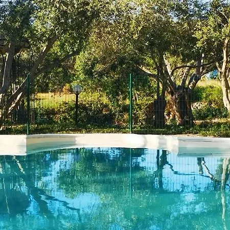 מלון La Corte Degli Ulivi - Rurale 3*