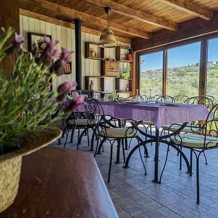 La Corte Degli Ulivi - Rurale Hotel Tresnuraghes