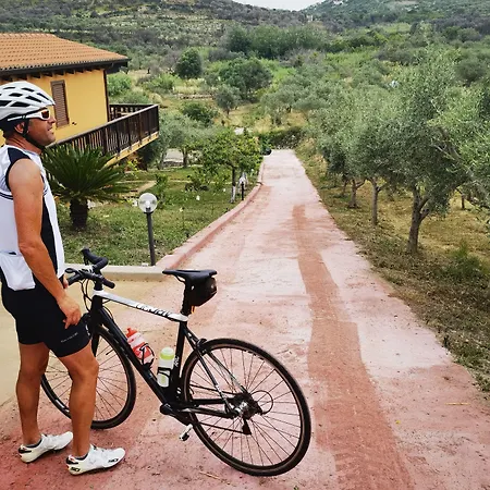 Hotel La Corte Degli Ulivi - Rurale