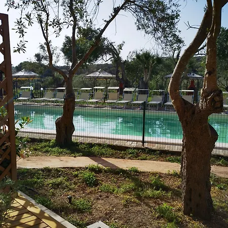 La Corte Degli Ulivi - Rurale Hotel 3*