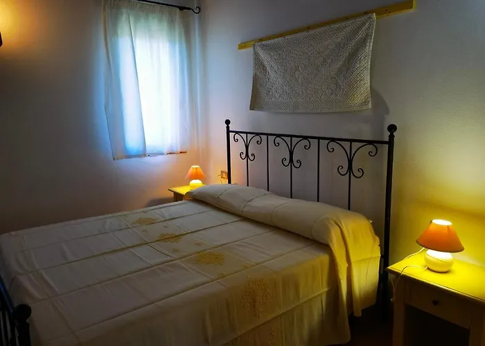 La Corte Degli Ulivi - Rurale 3* Tresnuraghes