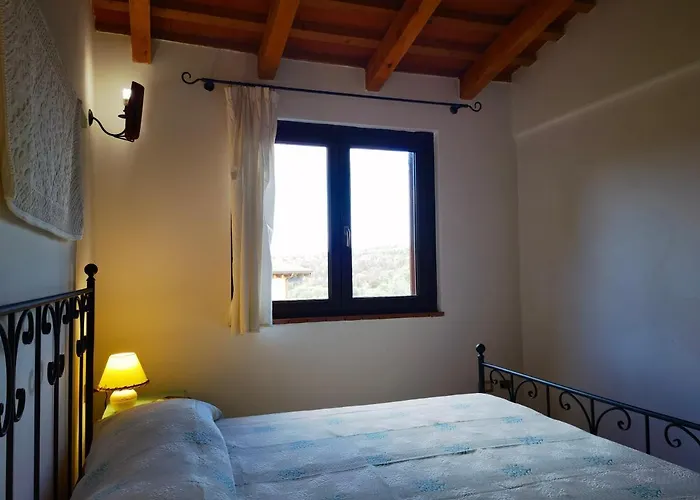 Hotel La Corte Degli Ulivi - Rurale 3*