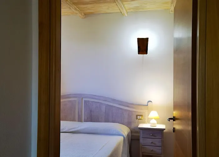 Hotel La Corte Degli Ulivi - Rurale 3*