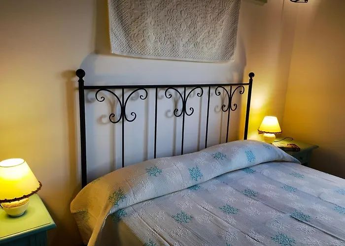 La Corte Degli Ulivi - Rurale 3*